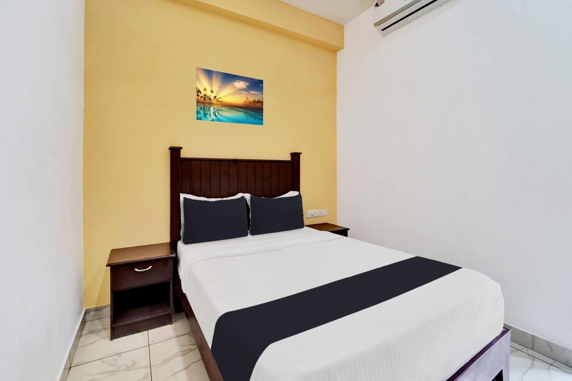 Super Collection O Calvathy Road Near Fort Kochi Экстерьер фото